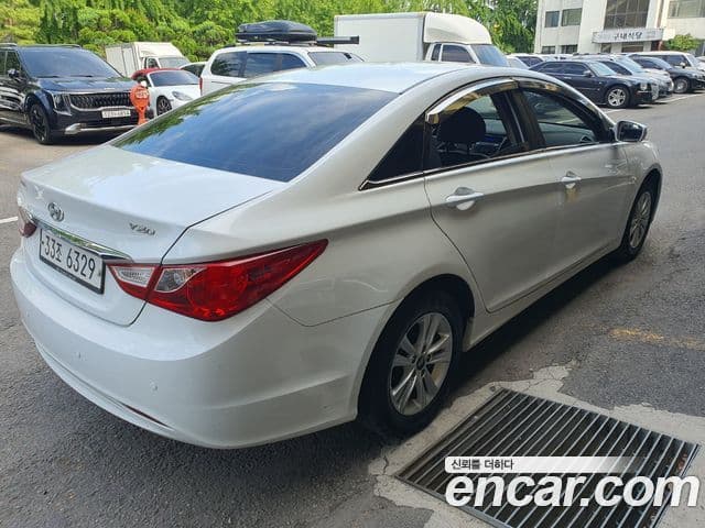 Hyundai YF Sonata Luxury, 2011 2