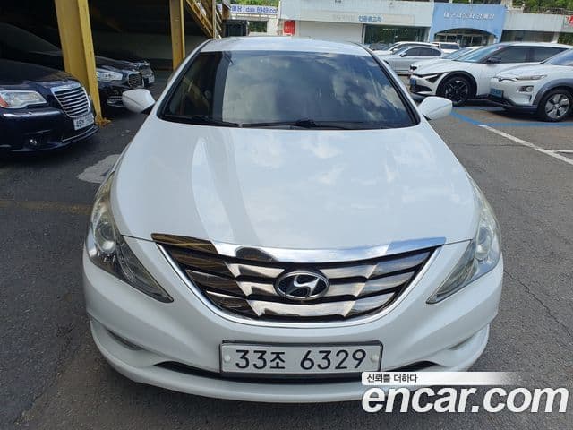 Hyundai YF Sonata Luxury, 2011 3