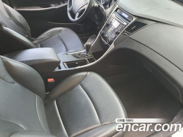 Hyundai YF Sonata Luxury, 2011 15