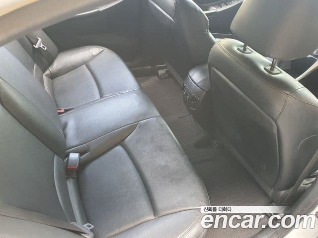 Hyundai YF Sonata Luxury, 2011 16