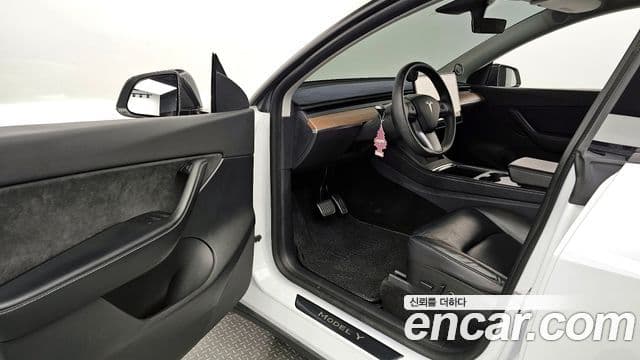 Tesla модель Y Long Range AWD, 2021 10