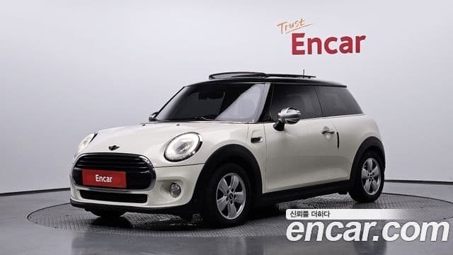 Mini Cooper D 3세대, 2016 1