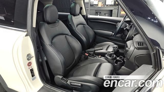 Mini Cooper D 3세대, 2016 10