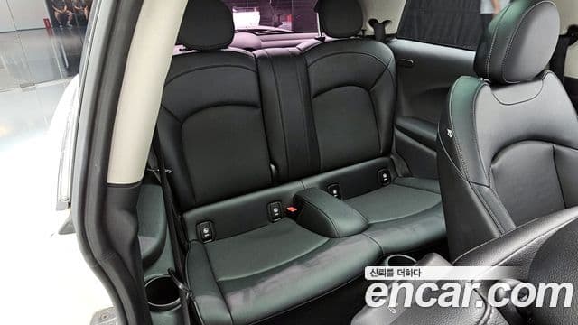 Mini Cooper D 3세대, 2016 12