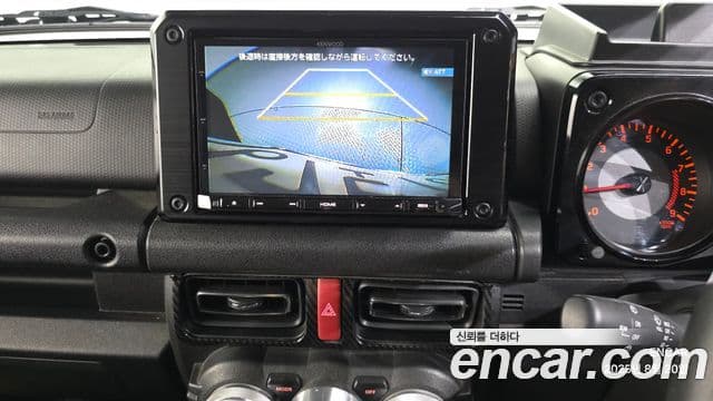 스즈키 짐니, 2019 15