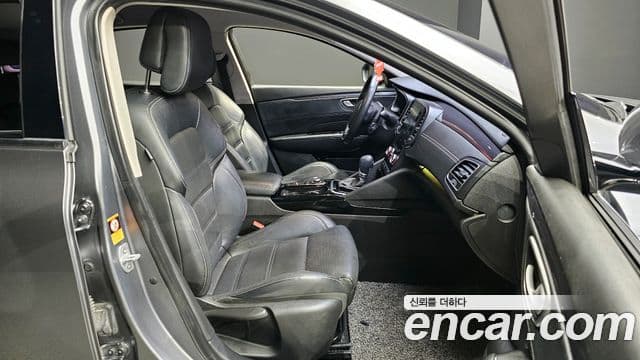 Renault Korea(Samsung) SM6 2.0 LPe LE (для людей с инвалидностью), 2016 11