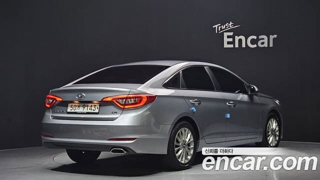 Hyundai LF Sonata LPI Modern(для людей с инвалидностью), 2015 2