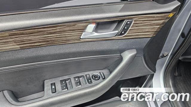 Hyundai LF Sonata LPI Modern(для людей с инвалидностью), 2015 11