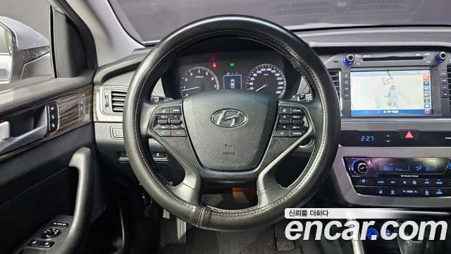 Hyundai LF Sonata LPI Modern(для людей с инвалидностью), 2015 12