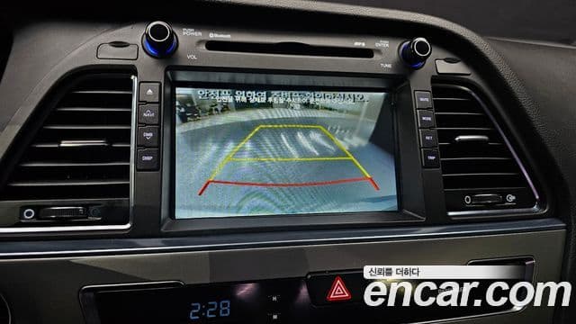 Hyundai LF Sonata LPI Modern(для людей с инвалидностью), 2015 14