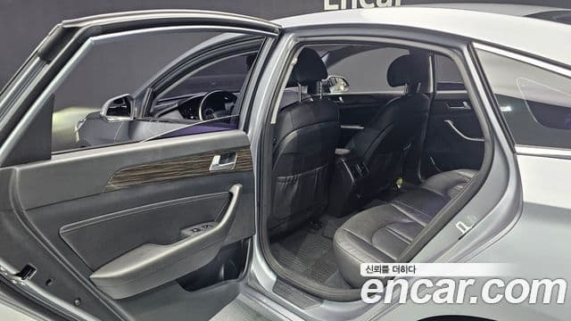 Hyundai LF Sonata LPI Modern(для людей с инвалидностью), 2015 18