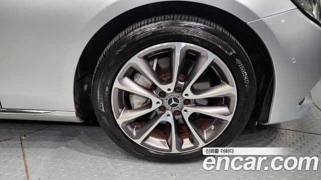 Mercedes-Benz E-класс W213 E300 Exclusive Standard, 2018 все фото