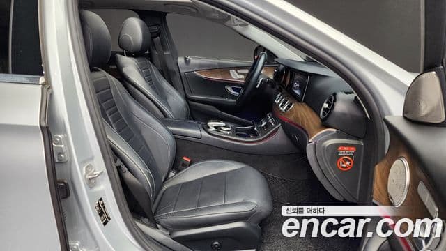 Mercedes-Benz E-класс W213 E300 Exclusive Standard, 2018 11