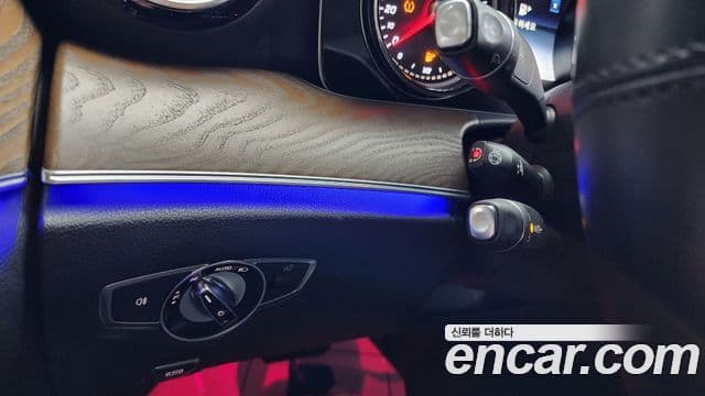 Mercedes-Benz E-класс W213 E300 Exclusive Standard, 2018 17