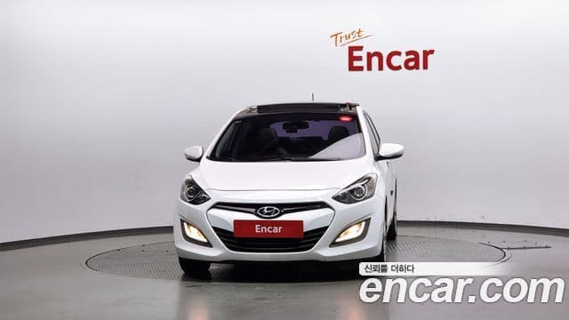 Hyundai i30(новый кузов / новое поколение) 1.6 GDI PYL, 2014 3