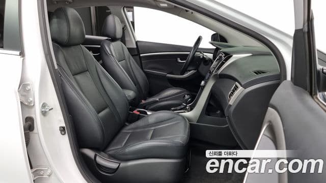 Hyundai i30(новый кузов / новое поколение) 1.6 GDI PYL, 2014 10