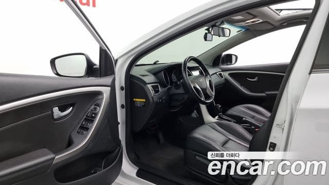 Hyundai i30(новый кузов / новое поколение) 1.6 GDI PYL, 2014 11