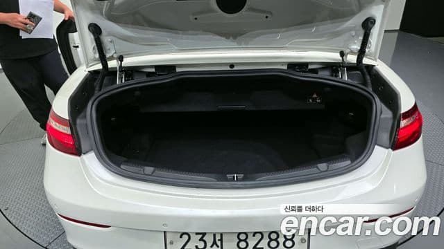 Mercedes-Benz E-класс W213 E220d кабриолет, 2018 20