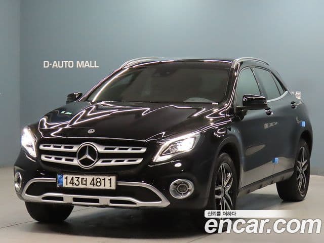 Mercedes-Benz GLA-класс X156 Premium, 2019 1