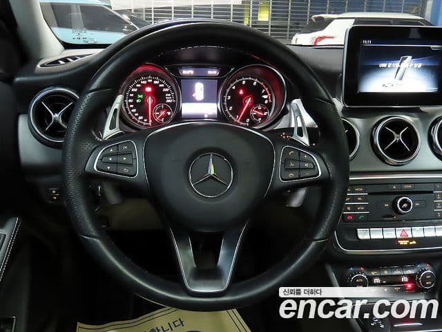 Mercedes-Benz GLA-класс X156 Premium, 2019 9
