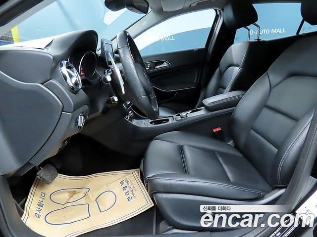 Mercedes-Benz GLA-класс X156 Premium, 2019 10