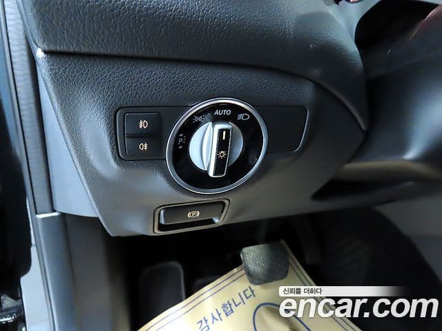 Mercedes-Benz GLA-класс X156 Premium, 2019 17