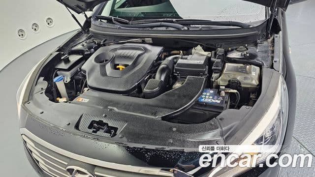 Hyundai LF Sonata Style, 2015 6