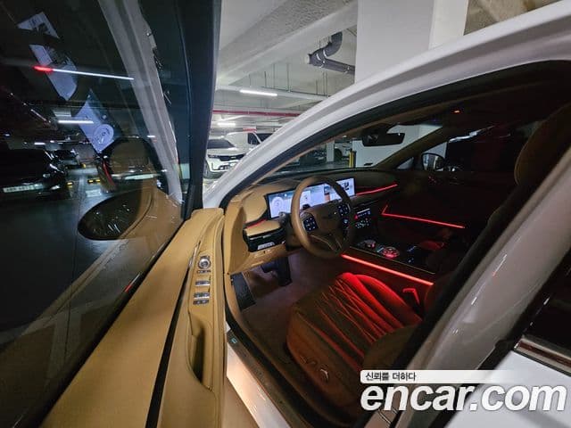 Genesis G80 (RG3) бензин 2.5 турбо 2WD, 2025 все фото