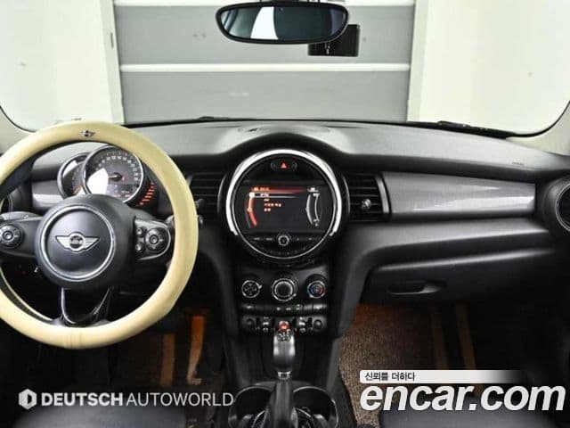 Mini Cooper 3세대, 2015 7