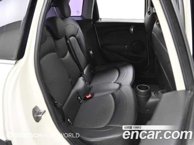 Mini Cooper 3세대, 2015 12