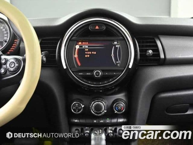 Mini Cooper 3세대, 2015 14