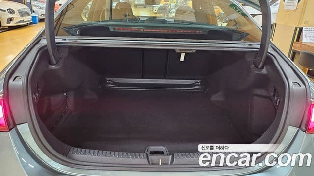 Mercedes-Benz E-класс W214 Exclusive, 2024 10