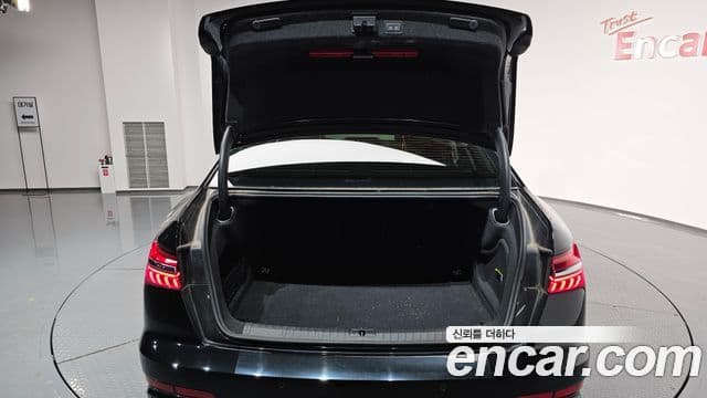 Audi A6 (C8), 2021 20