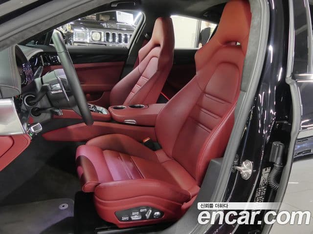 Porsche Panamera (971) 4.0 турбо, 2019 10