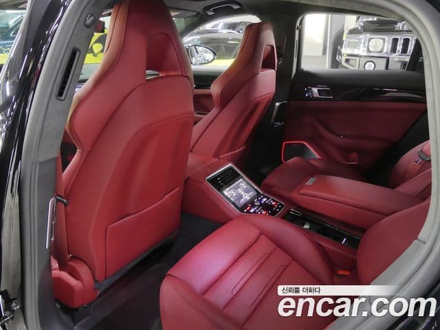 Porsche Panamera (971) 4.0 турбо, 2019 13