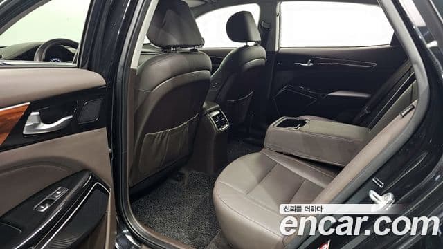 Kia All New K7 Prestige, 2016 12