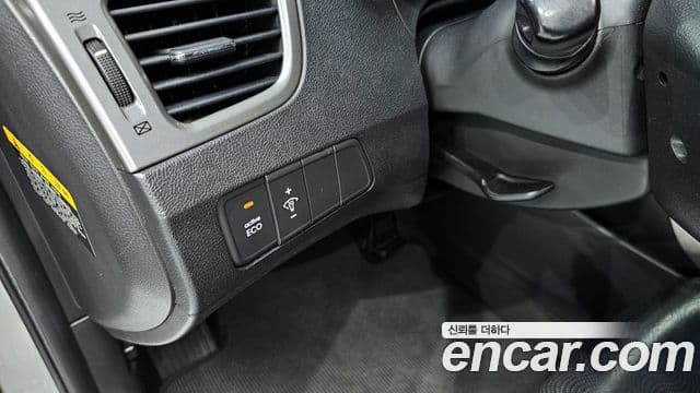 Hyundai Avante MD Premier, 2012 17