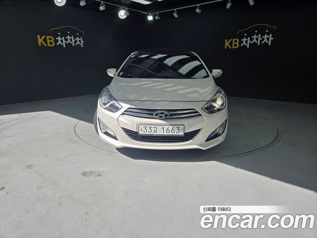 Hyundai i40 살룬 Premium, 2012 3