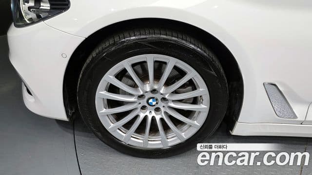BMW 5시리즈 (G30) Luxury, 2019 все фото