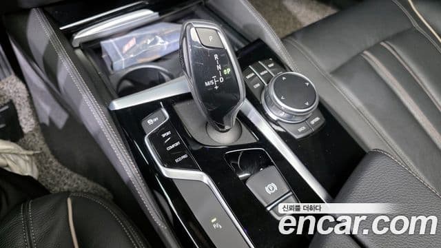 BMW 5시리즈 (G30) Luxury, 2019 9