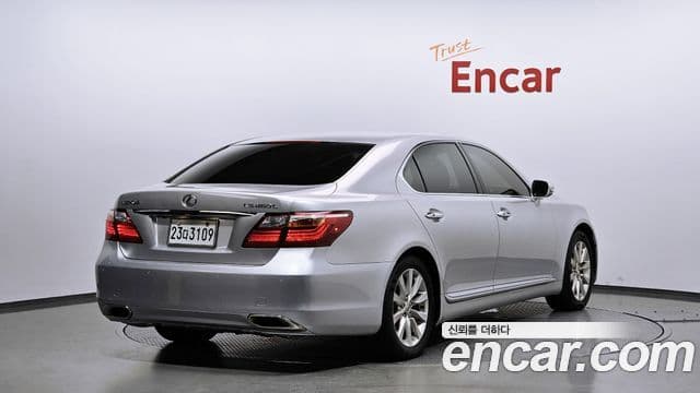 Lexus LS460L XF40, 2010 2