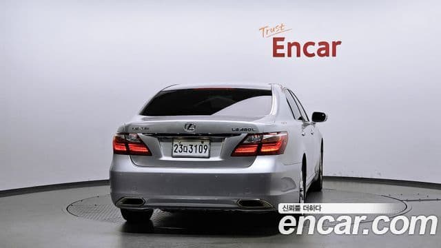 Lexus LS460L XF40, 2010 4