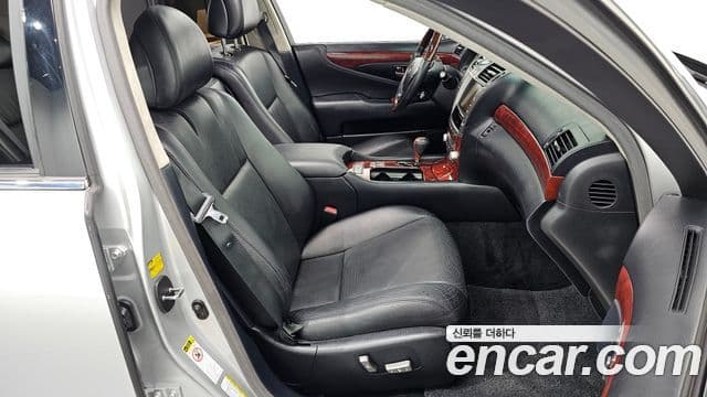 Lexus LS460L XF40, 2010 10