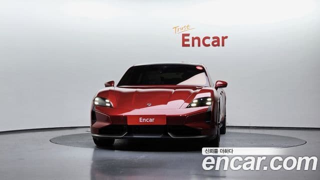 Porsche 타이칸 турбо, 2025 3