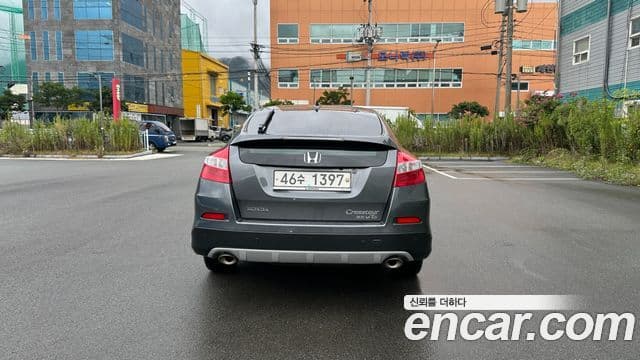 Honda 크로스투어 1세대, 2013 все фото