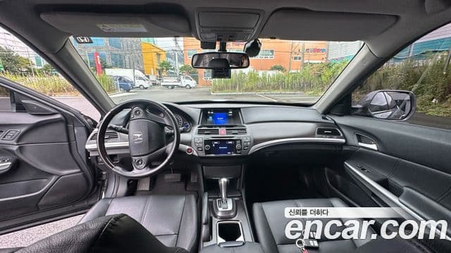 Honda 크로스투어 1세대, 2013 8