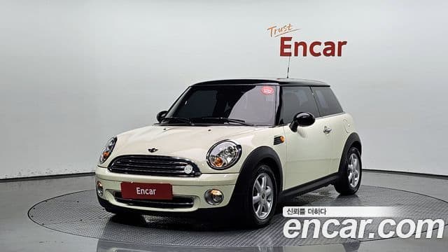 Mini Cooper SE, 2010 1