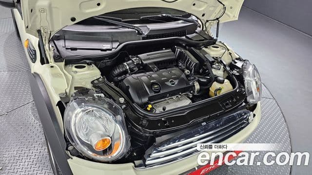 Mini Cooper SE, 2010 6