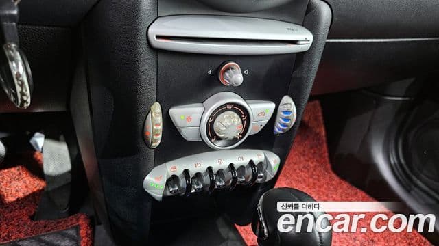 Mini Cooper SE, 2010 16