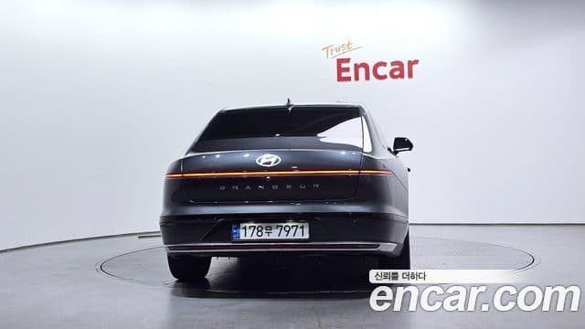 Hyundai Grandeur (GN7) Exclusive, 2023 4